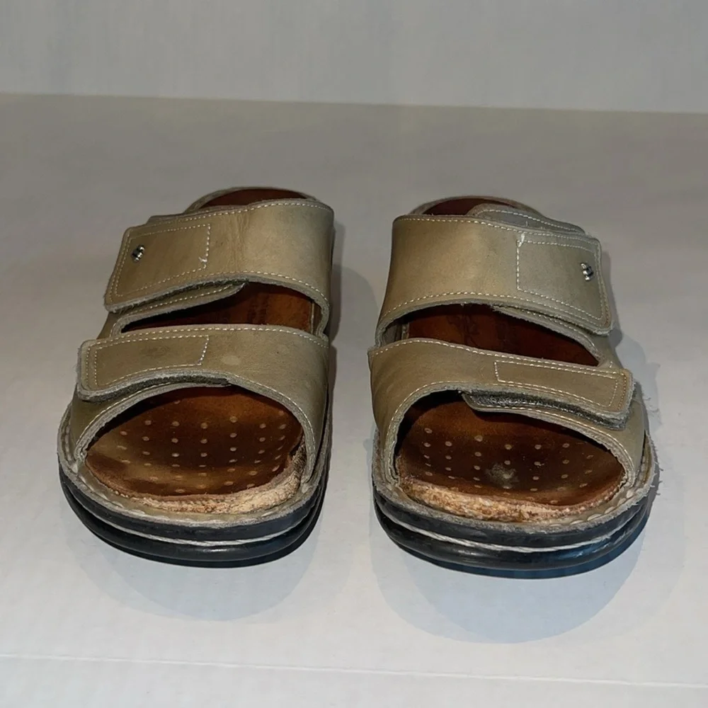 Finn Comfort Moss Green Leather Jamaika Walking Sandals